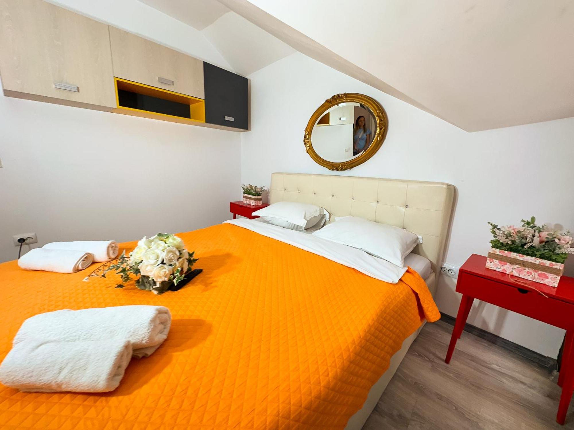 Millenium Apartment Central Craiova Kültér fotó