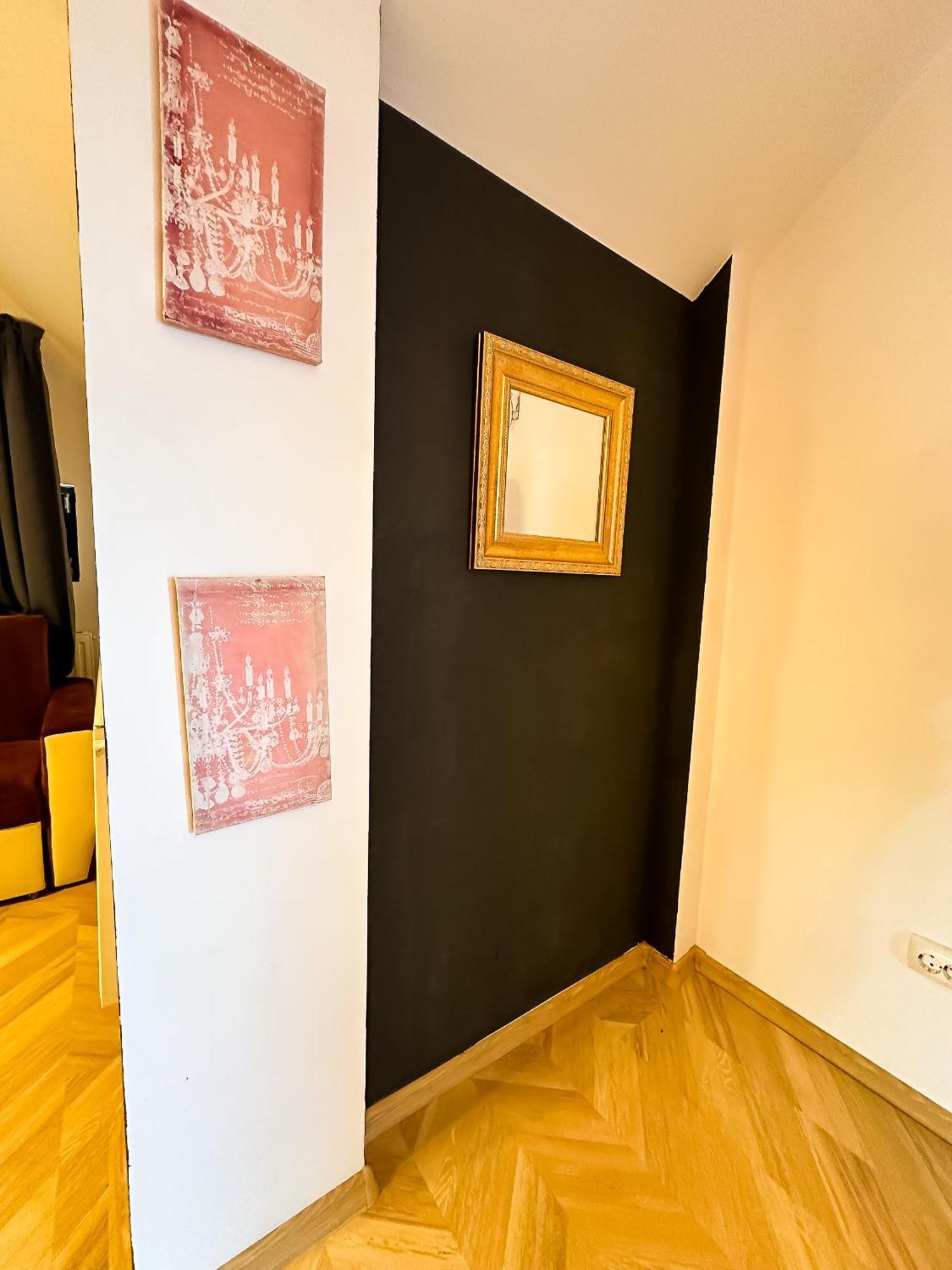 Millenium Apartment Central Craiova Kültér fotó